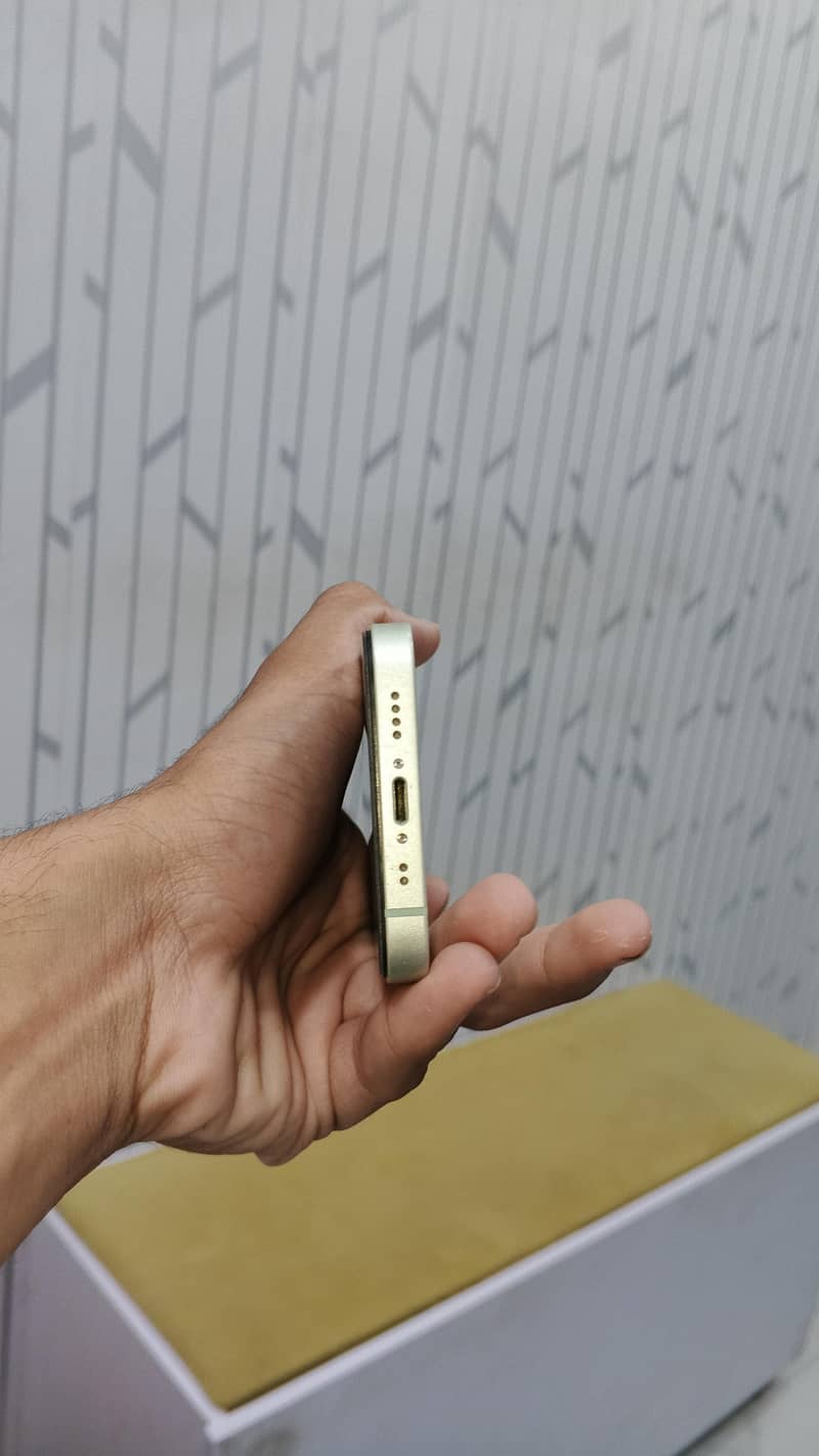 Apple iPhone 12 mini 2