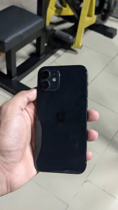 Apple iPhone 12