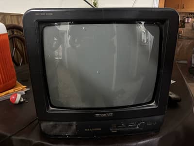 14” Hitachi TV for sale