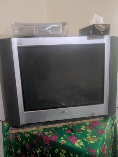 Sony Trinitron Color TV - Perfect Condition