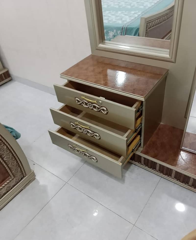 King size bed set 1