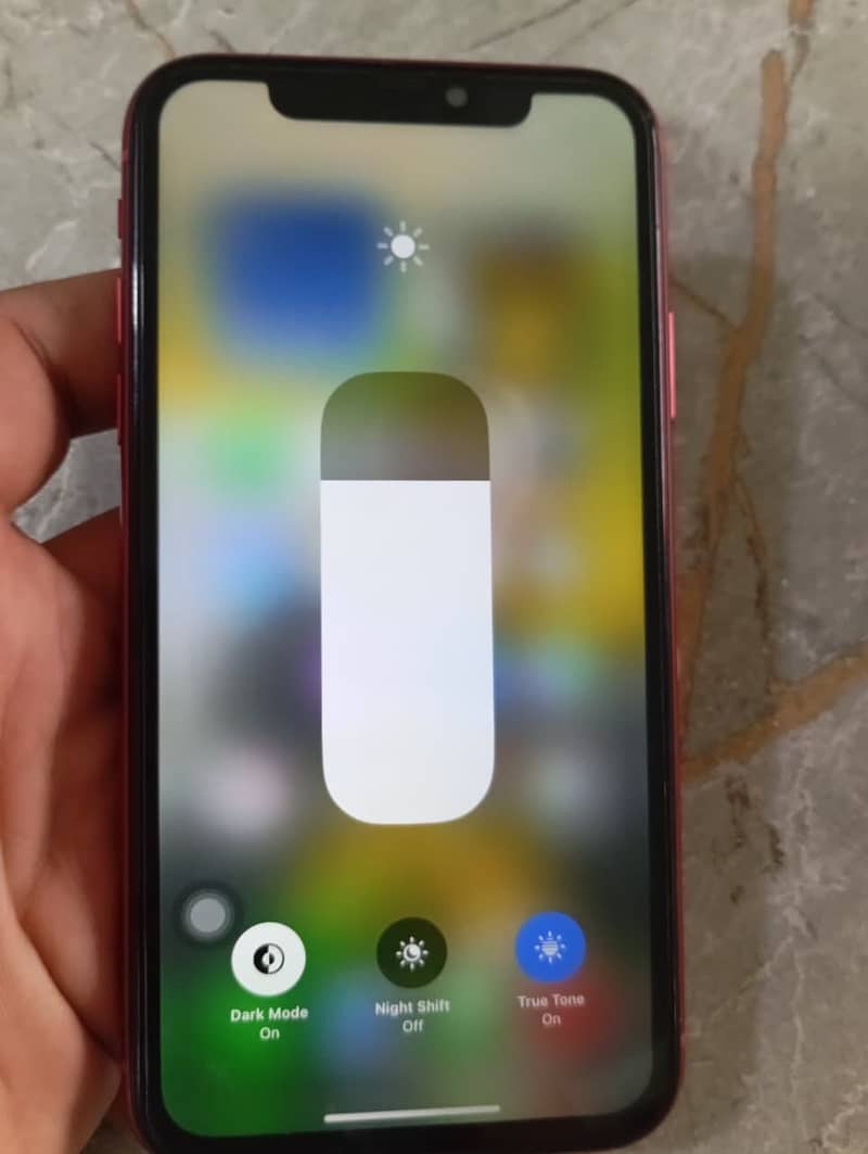 Apple iPhone XR 0