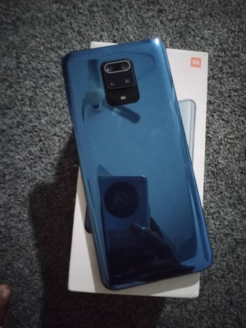 Xiaomi Redmi Note 9S 1