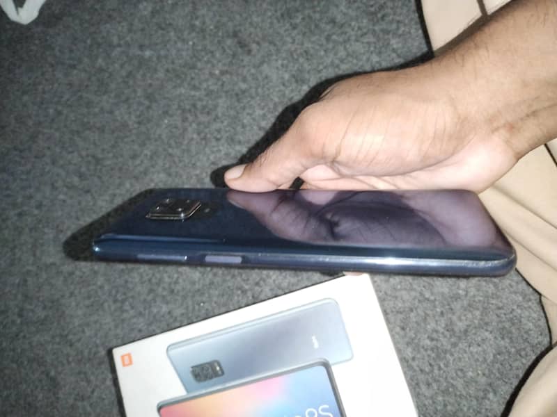 Xiaomi Redmi Note 9S 3