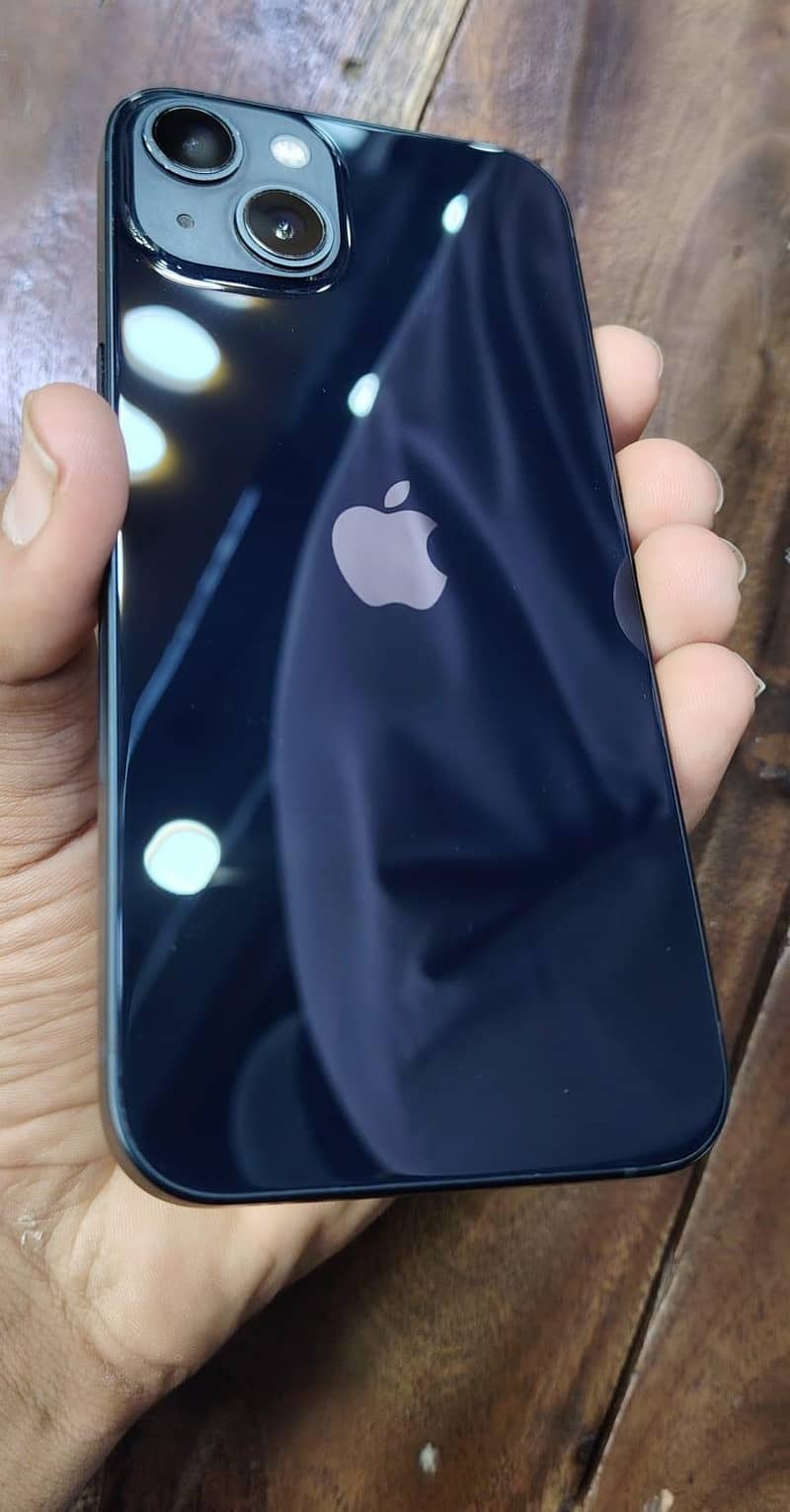 Apple iPhone 13 1