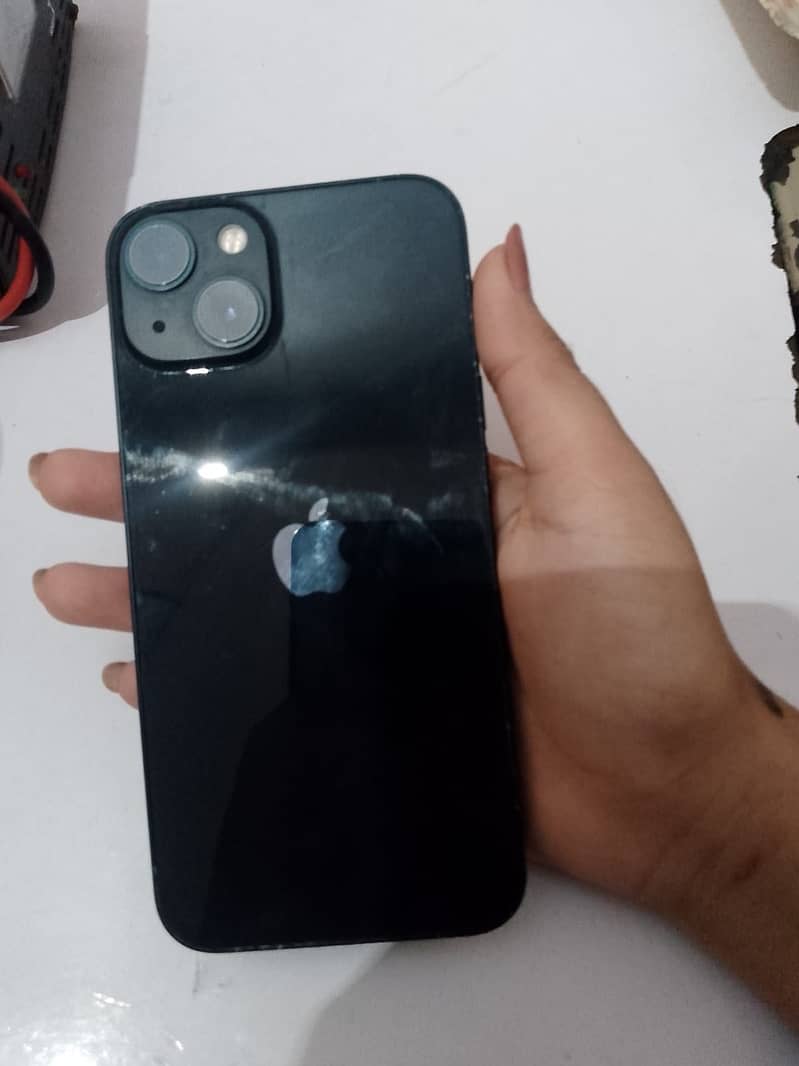 Apple iPhone 13 3