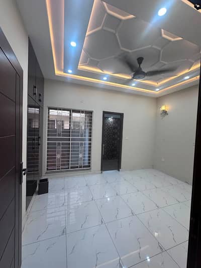 10 Marla upper portion for rent in Sector C, Bahria Town Lahore.