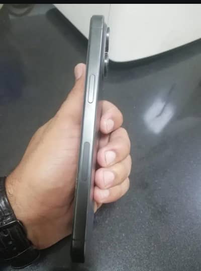 Apple iPhone 15 Pro