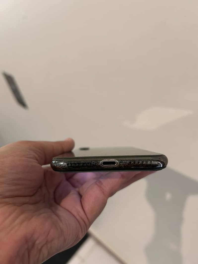 Apple iPhone X 2