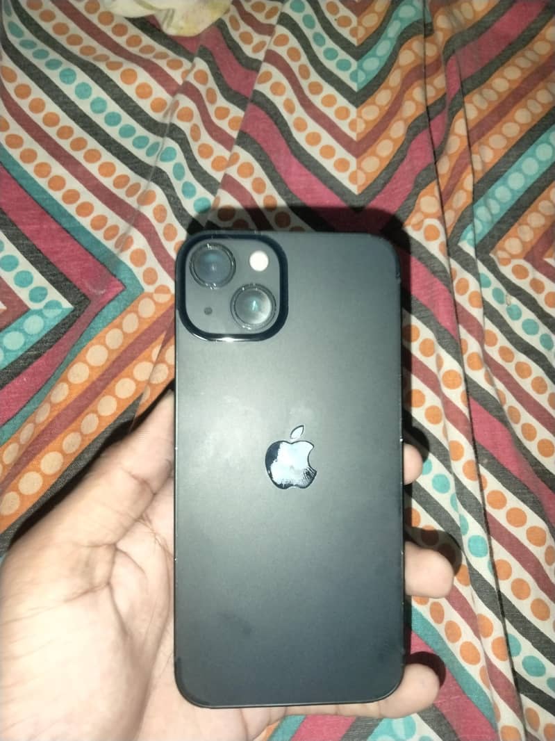 Apple iPhone 13 5