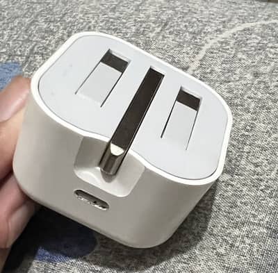 APPLE ORIGINAL CHARGER FOR SALE