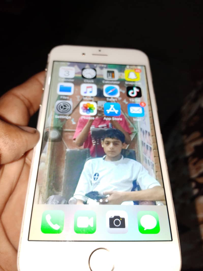 Apple iPhone 6 2