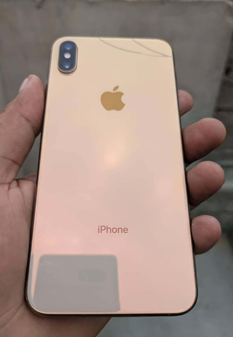 Apple iPhone XS Max 1
