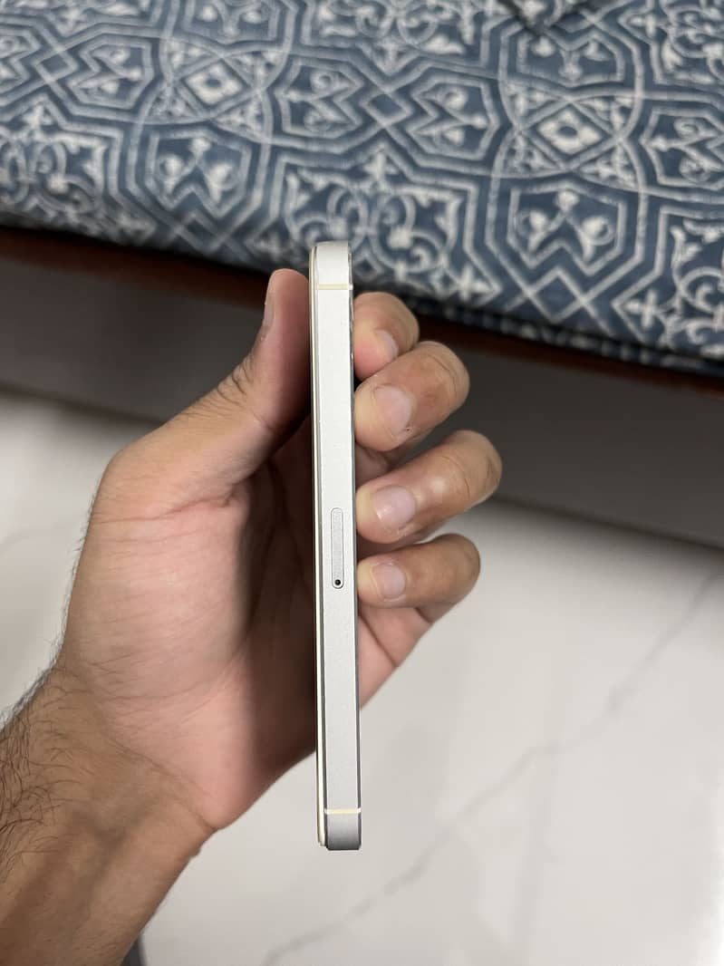 Apple iPhone 5 2