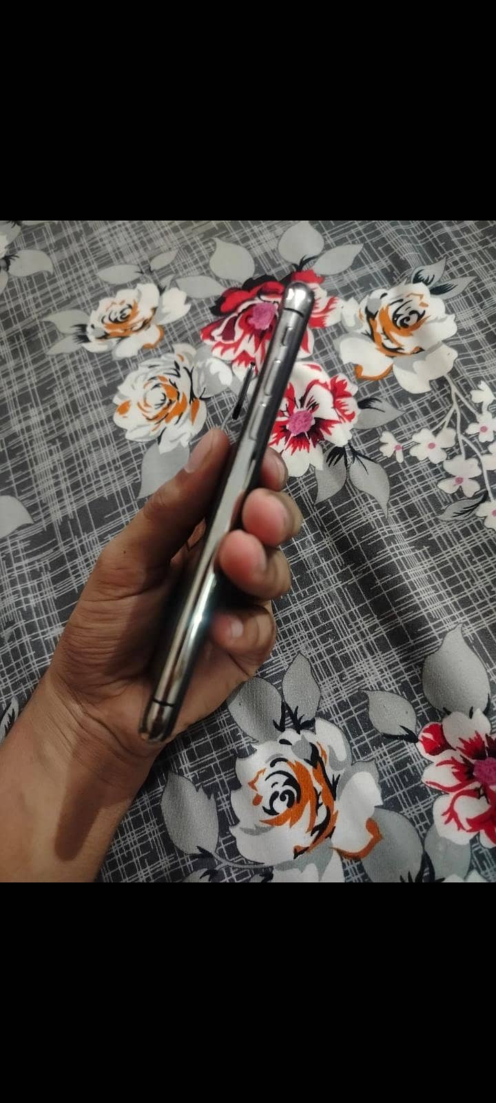 Apple iPhone X 3