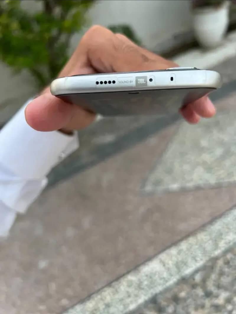 Infinix note edge 2