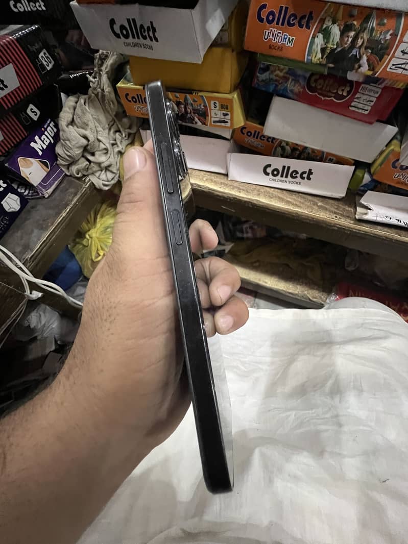 Xiaomi Redmi Note 12 4