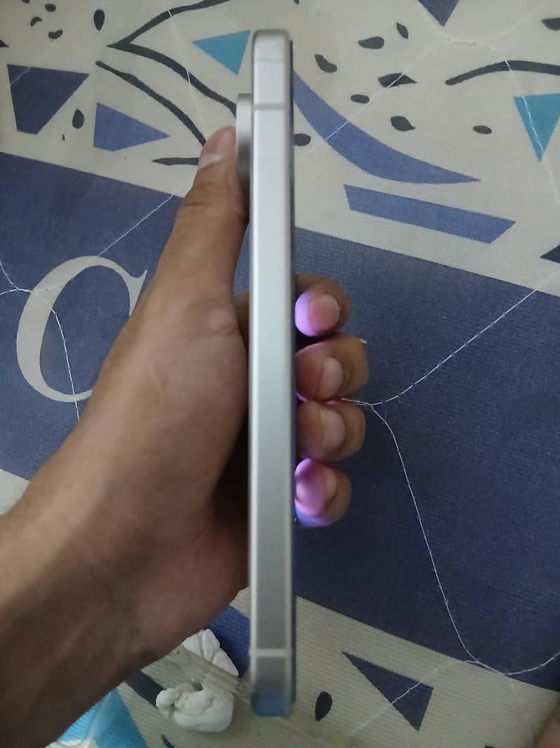 Google Pixel 9 3
