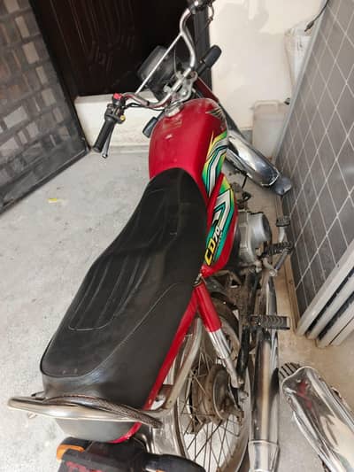 Bike ok hai jis ko chaiye wo call kry