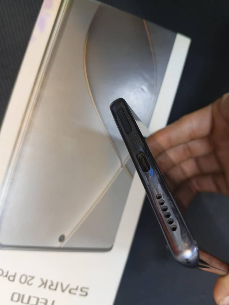tecno spark20pro plus 4