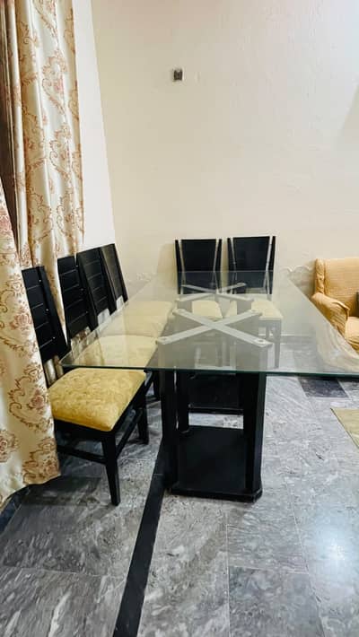 Dining table with 6 chairs