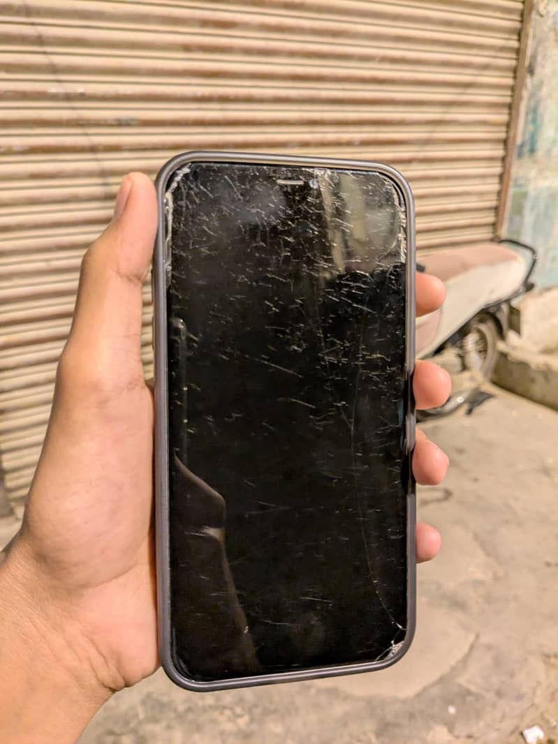 Apple iPhone 11 1