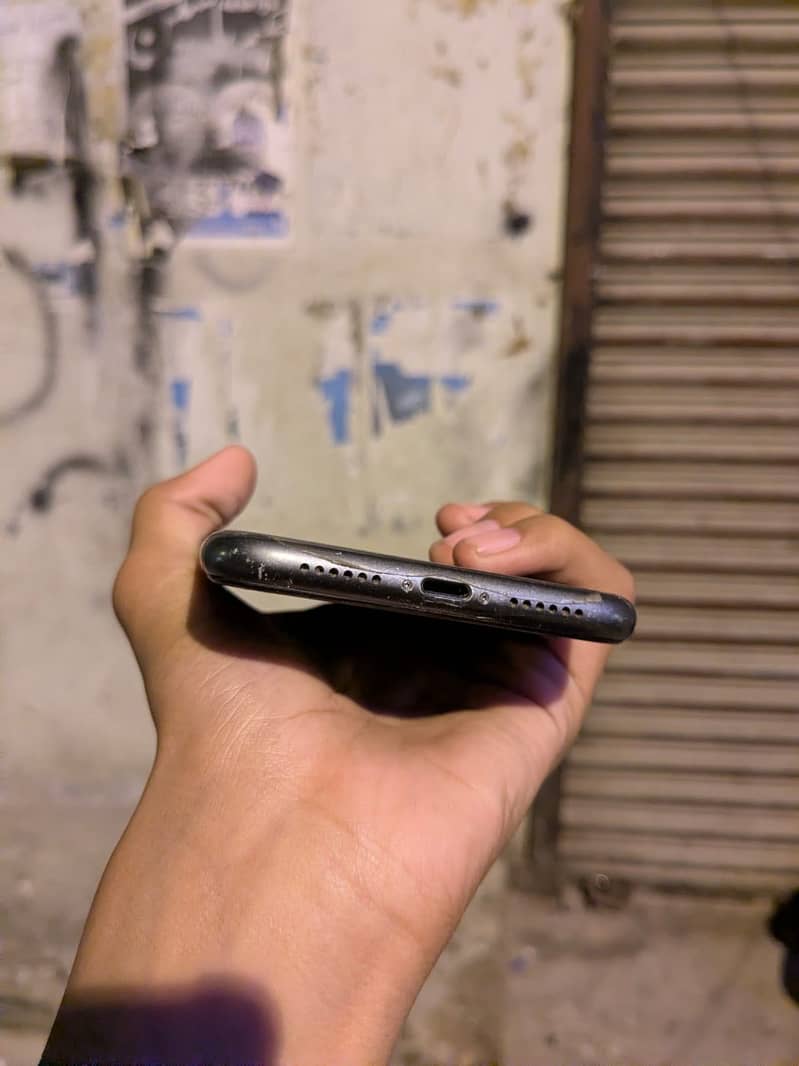 Apple iPhone 11 2