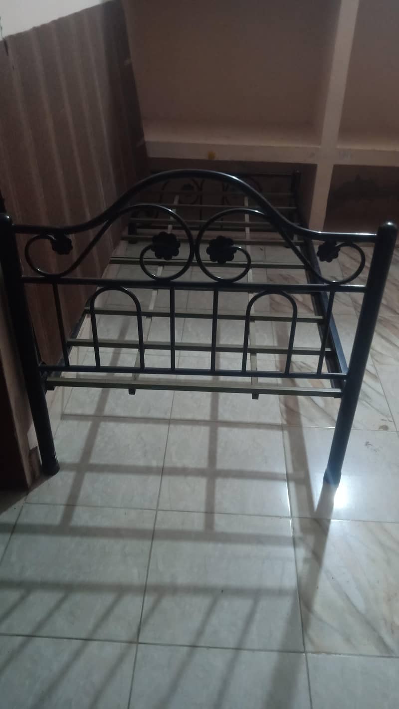 2 Single Iron Beds 5