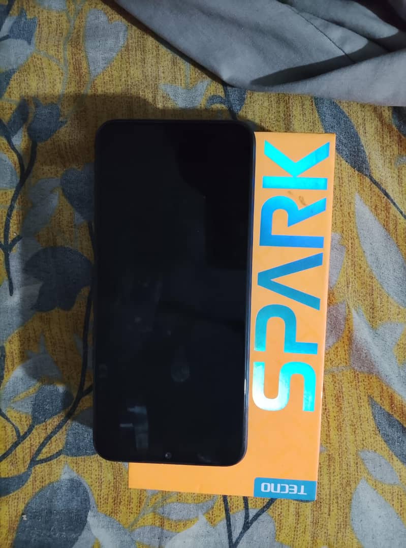 techno spark 8C 3