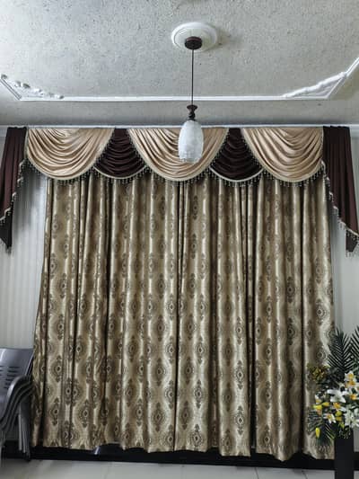 curtain and frill