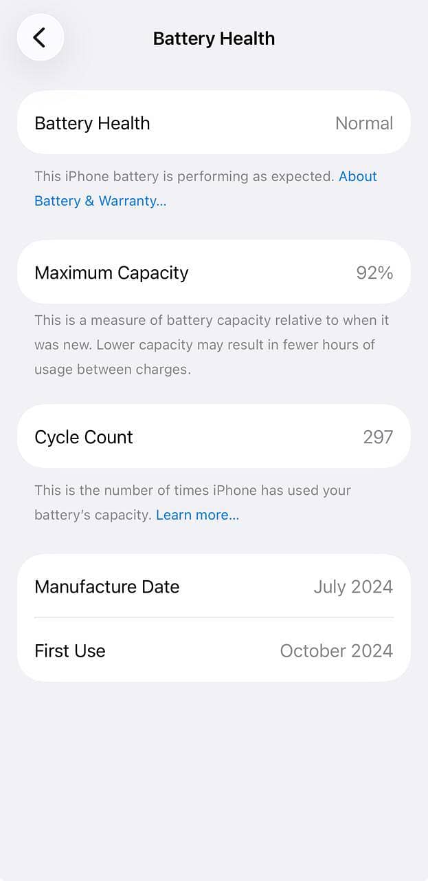 Apple iPhone 16 Pro 3