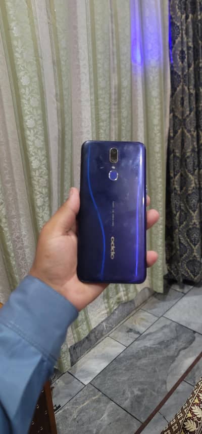 OPPO F11 8gb 256gb totally original bahtreen mobile ha all ok ha
