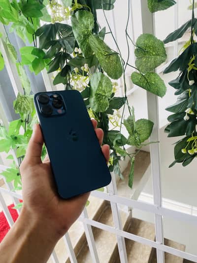 iPhone 15 pro max sim working