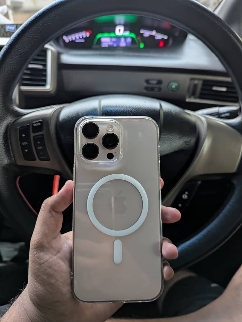 Apple iPhone 16 Pro Max Not blacklisted 1