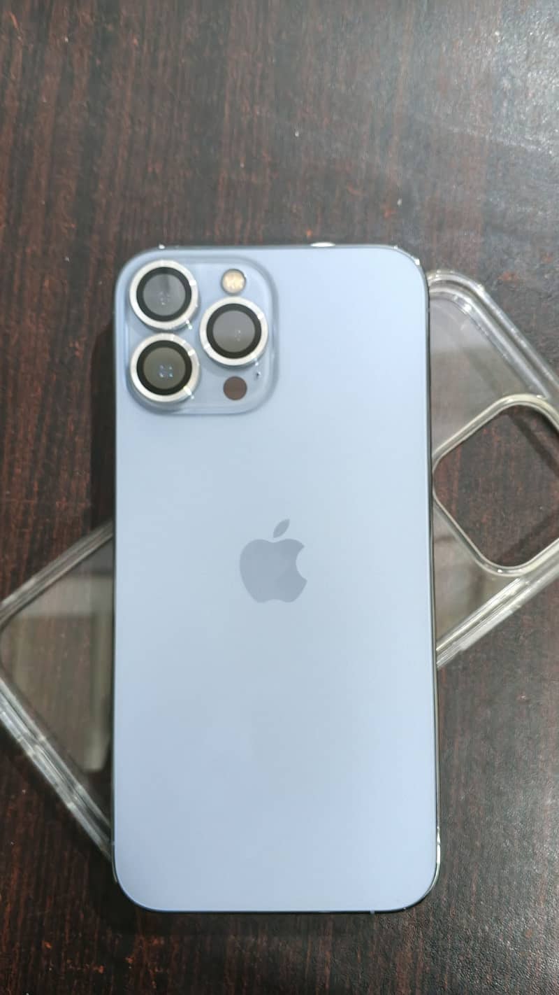 Apple iPhone 13 Pro Max 3