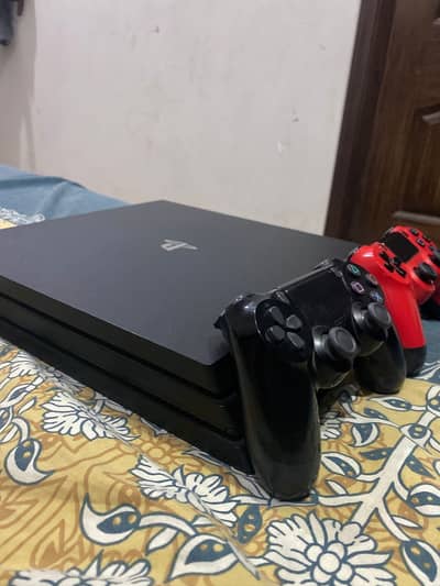 PS4 PRO 3TB | 2 ORIGNAL CONTROLLERS | JAILBREAK VERSION