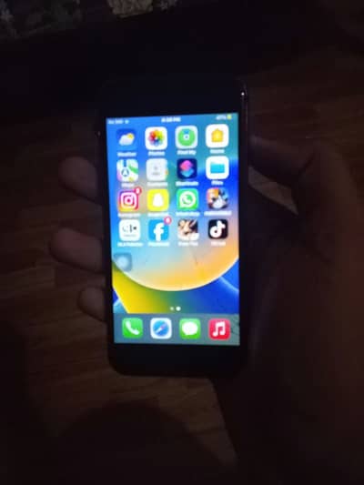 Apple iPhone 8 Exchange krna hai