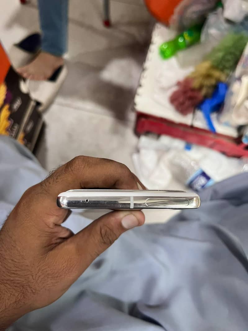 Google Pixel 7 Pro 4
