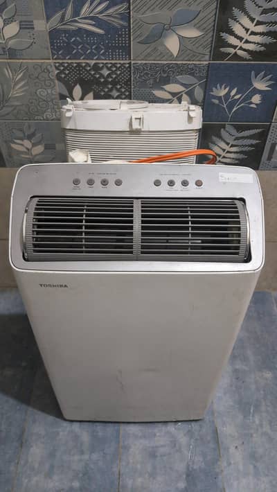 Toshiba portable Ac inverter heat and cool with supply