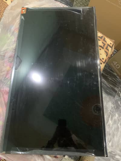 The TCL 40S5400