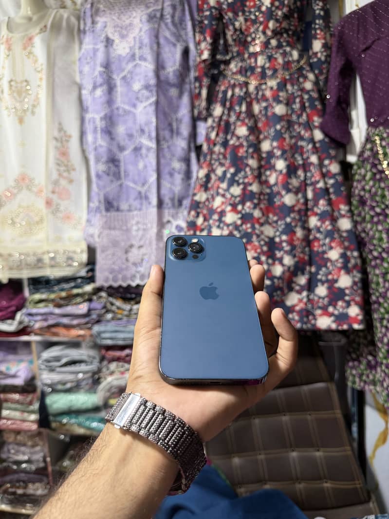 Apple iPhone 12 Pro Max 0