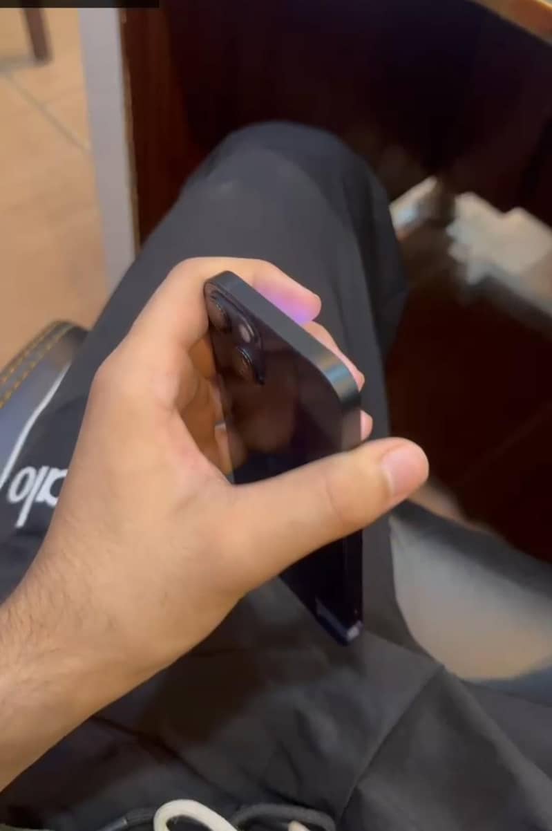 Apple iPhone 13 4