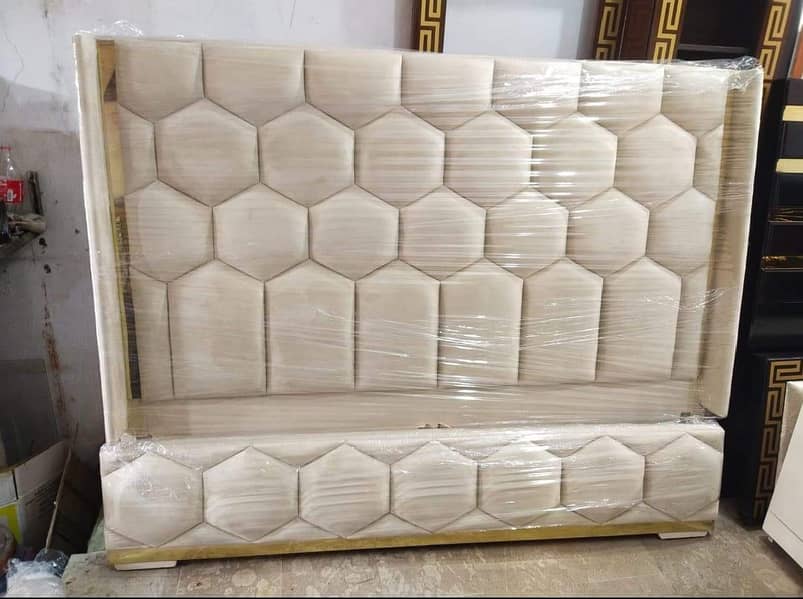 King Size bed 5