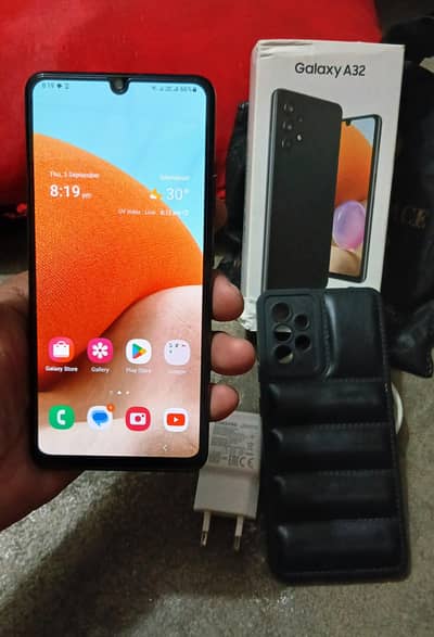 Samsung Mobile A32 With Complete Box Sealed phone