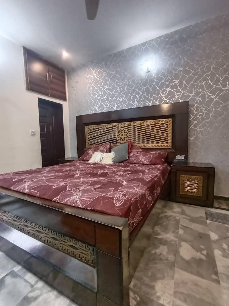 Bedset with sidetables and dressing table 0
