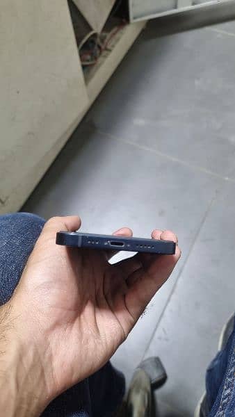 Iphone 12 3