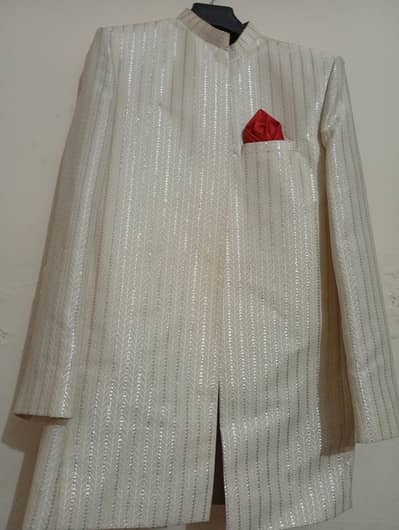 Mens wear coat with white plain raw silk suit in size xl