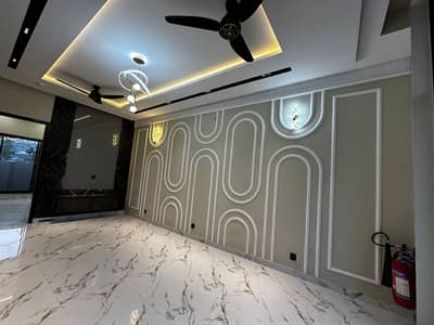100 % Original Picture Defence 5 Marla Ultra Modren Design House For Sale