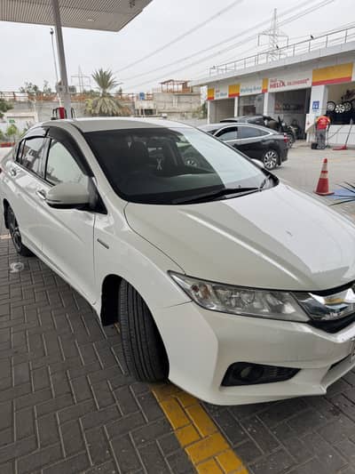 Honda Grace ex Hybrid 2015