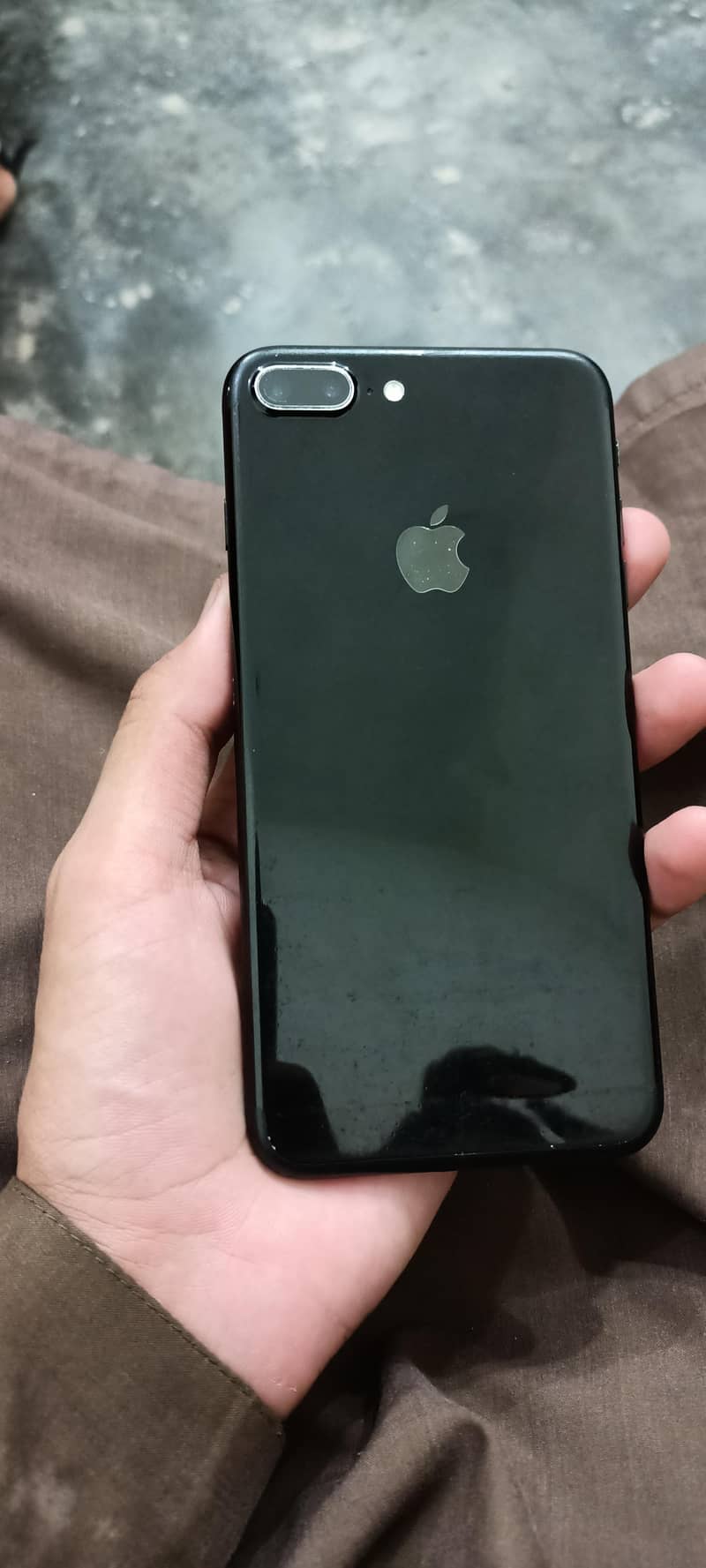 Apple iPhone 7 Plus 0